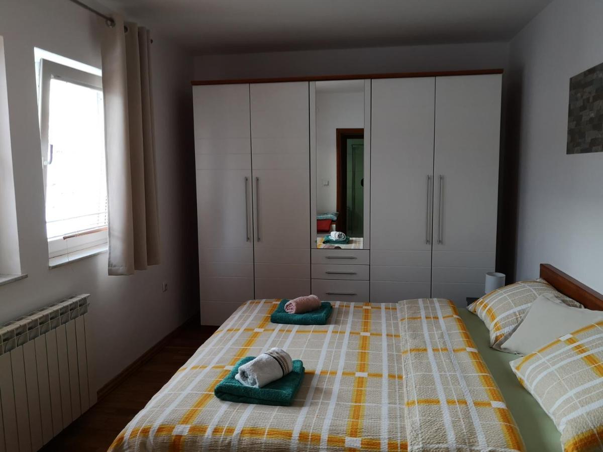Apartment Igor - Holiday Home Ostarije Экстерьер фото